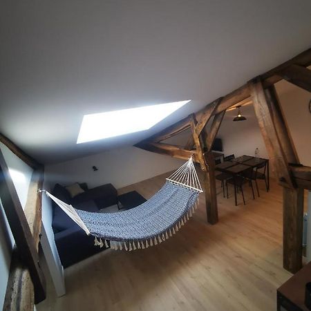 Appartement Neuf Climatise Sous Les Toits La Roche-Chalais Exterior foto